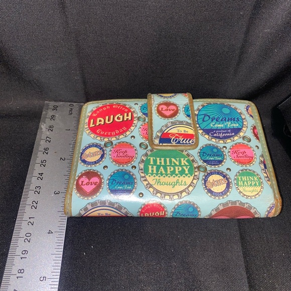 Colorful Graphic Wallet - Picture 4 of 13